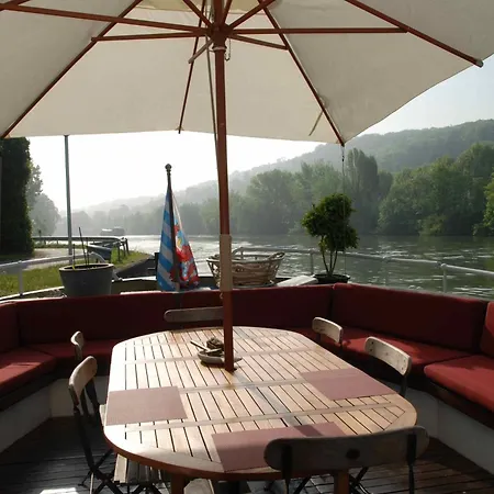 Péniche D'hôtes Ms Elisabeth Namur