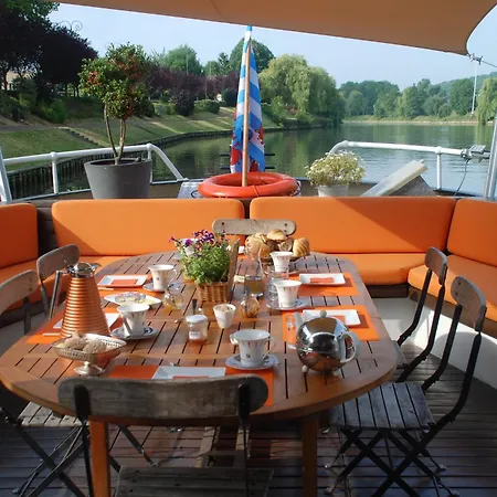 Peniche D'hotes Ms Elisabeth Namen