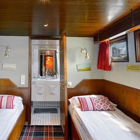 Botel Peniche D'hotes Ms Elisabeth