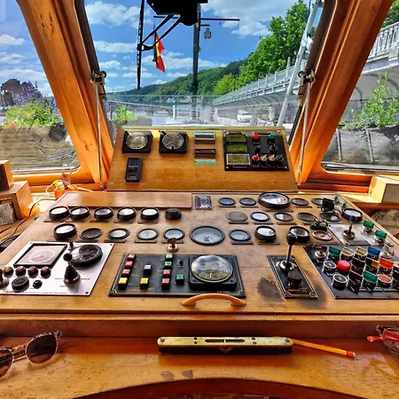 Péniche D'hôtes Ms Elisabeth Bateau-hôtel 3*