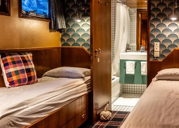 Péniche D'hôtes Ms Elisabeth 3*