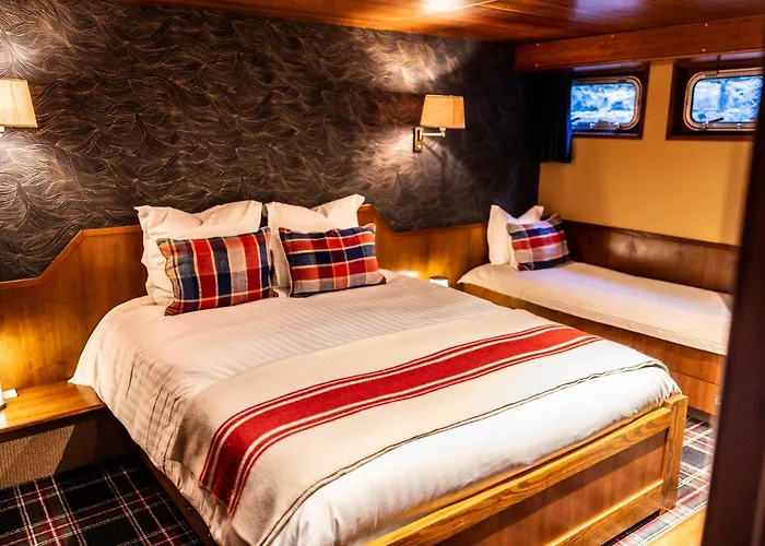 Péniche D'hôtes Ms Elisabeth